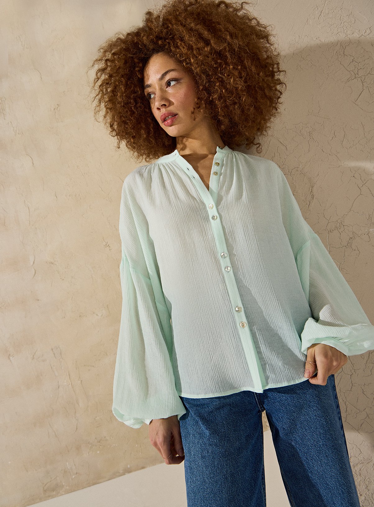 EVERBELLE Pale Green Button Detail Blouse 8 - Image 2 thumbnail